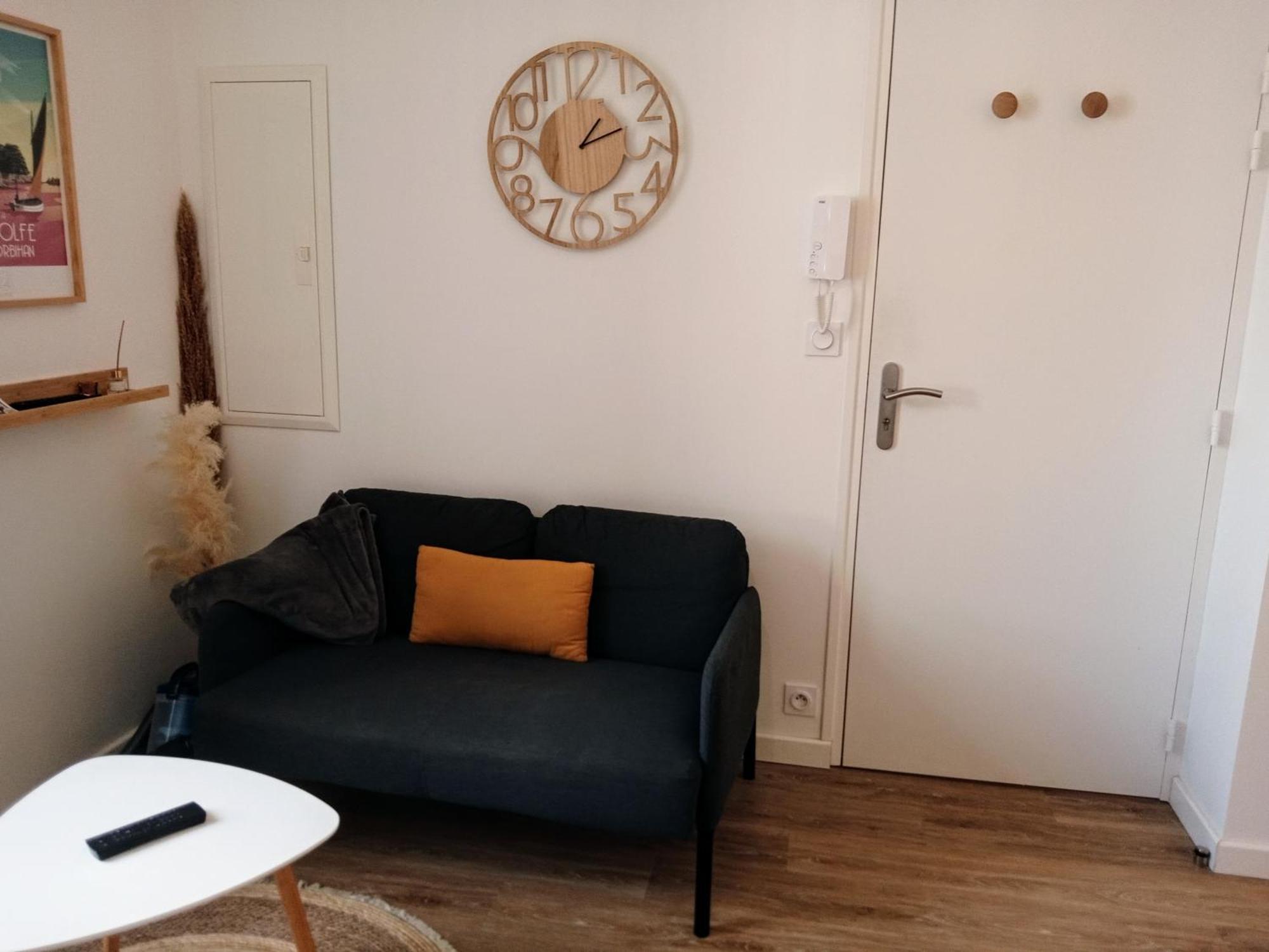 Les Studios De La Gare Linge Cafe The Inclus Wifi فان الغرفة الصورة