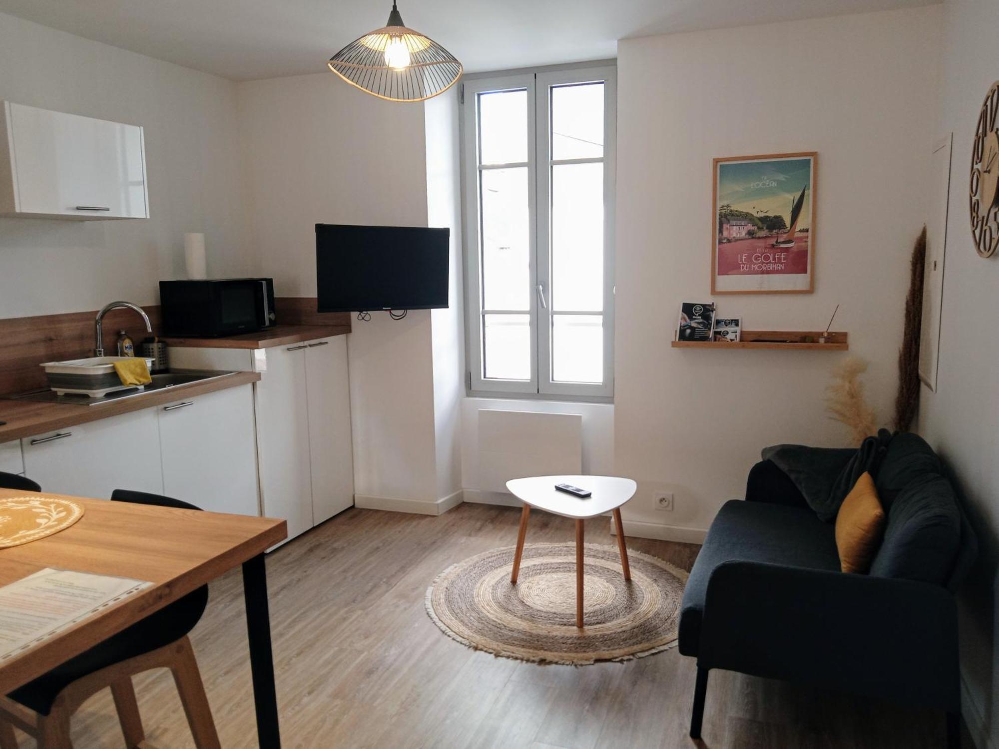 Les Studios De La Gare Linge Cafe The Inclus Wifi فان الغرفة الصورة